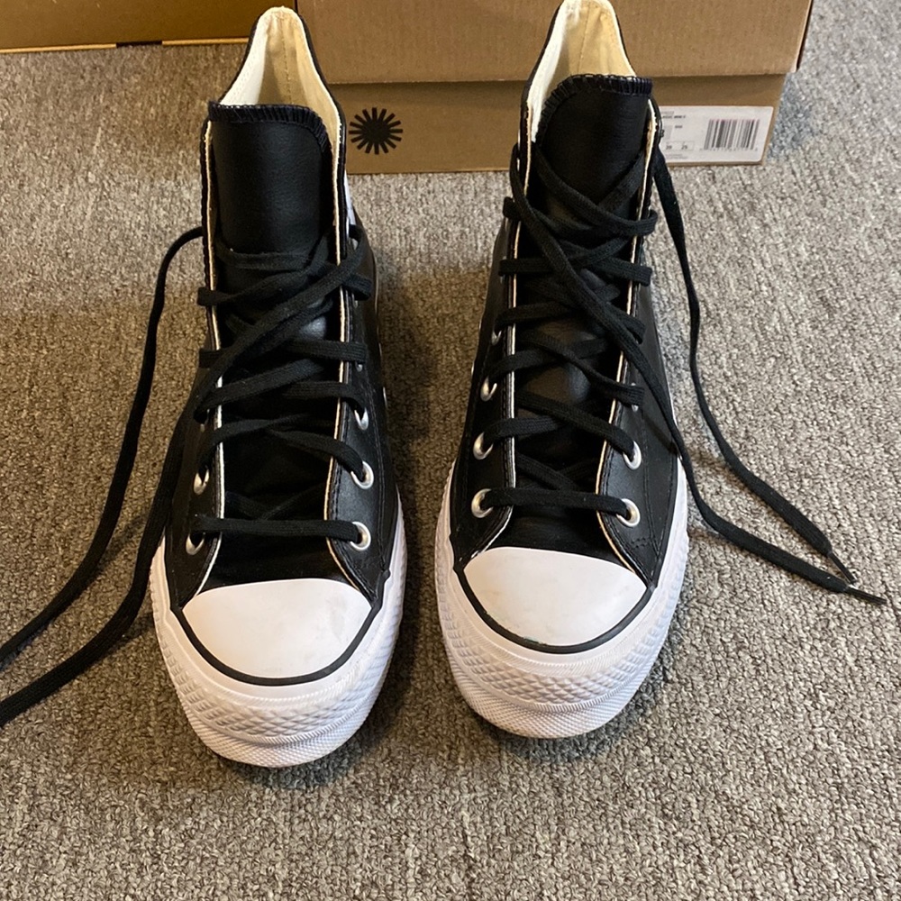 All star Chucks 🖤